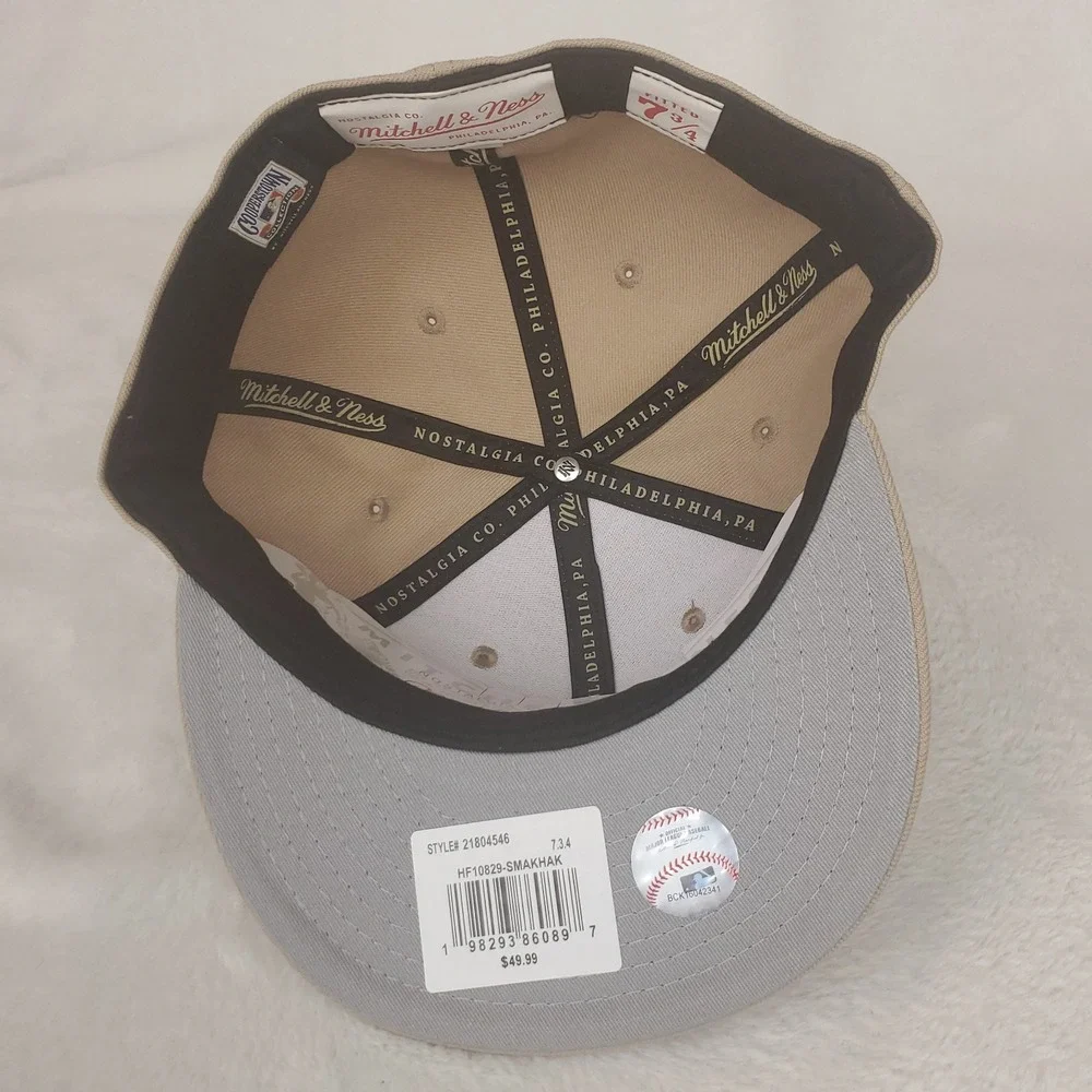 Seattle Mariners Mitchell & Ness MLB Fitted 7 3/4 Flatbill Cap‎ Hat Khaki NWT